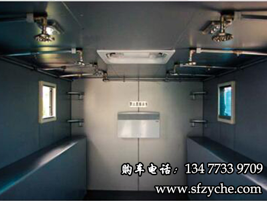 8������ʽ��ԡ܇��4��4���(q��)��(d��ng)